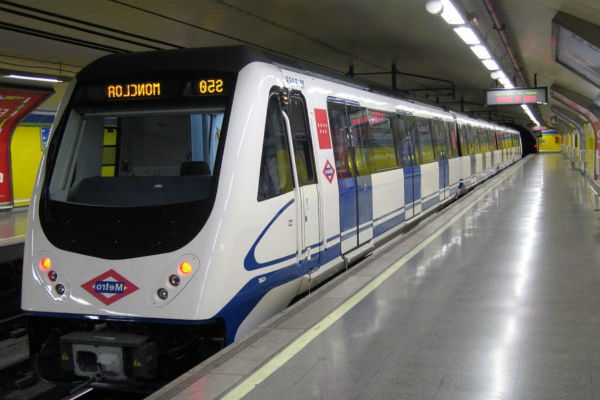افتتاح أول مترو ذاتي القيادة في إسطنبول