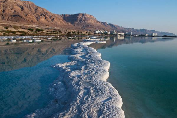 اهتمام تركي بالفرص الاستثمارية في البحر الميت