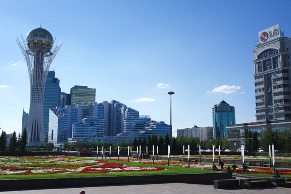 كازاخستان تعرض على رجال أعمال أتراك تنفيذ مشاريع استثمارية ضخمة
